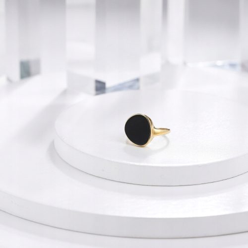  Asymmetrischer Ring aus hypoallergenem Stahl mit schwarzem Epoxidharz