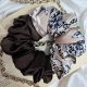  SCRUNCHIE großes XL-Haarband, beige, braun, Satinverzierung