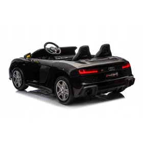  Audi Spyder R8 LIFT Schwarzes Fahrzeug
