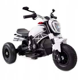    NEUESTER GROSSER MOTOR, AUFGEBLASENE RÄDER, PANEL, SOUNDS, LEDER, STARK 2/160