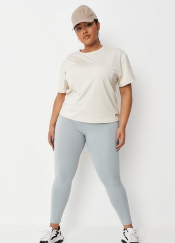  TT97 CREME SPORT-T-SHIRT MISSGUIDED 54