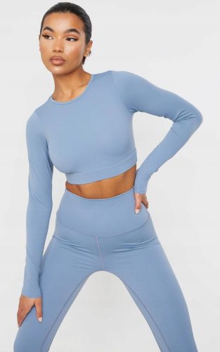  JJ65 BLAU PRETTYLITTLETHING SPORTTOP 42