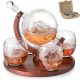 Whisky-Set: Globus-Karaffe mit 4 Gläsern und Kühlsteine