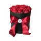 Rosenbox mit seifigen Blütenblättern - das ideale Geschenk für jeden Anlass