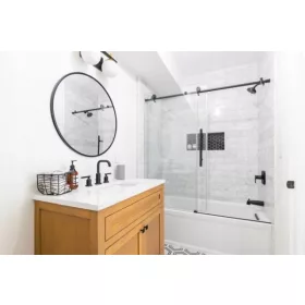    Runder schwarzer Spiegel LOFT Durchmesser 110 cm in schwarzem Rahmen MADE IN POLAND