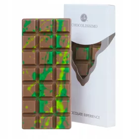   Dubai Schokolade mit Milchschokolade und Pistazien-Kataifi-Creme