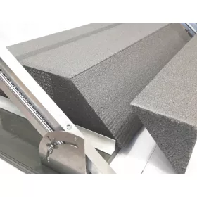 Strosser 132/33 Styropor-Schneidemaschine