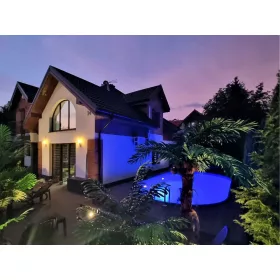 Basen Eleston 800 x 416 cm