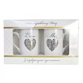    Ein Set Tassen für Mann und Frau, ein Geschenk zum Hochzeitstag